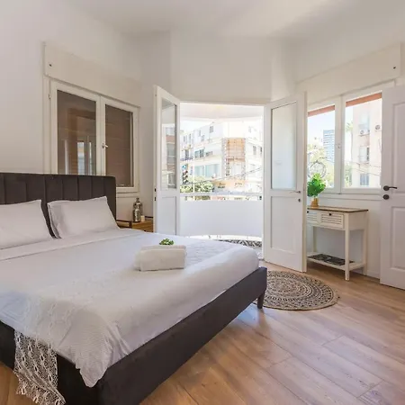 תל אביב 1B Patio Beach House Premium Location W/2 Balcony מראה חיצוני תמונה